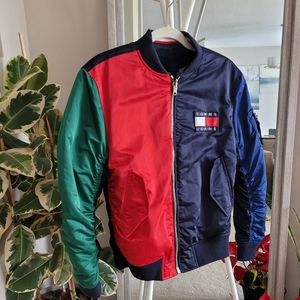 Tommy Jean's 90's Reversible bomber jacket